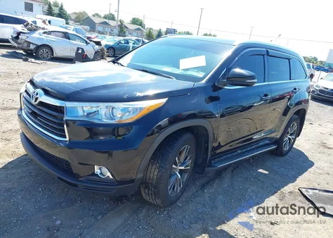 2016 Toyota Highlander Xle V6 z USA, uszkodzony, nr VIN 5TDJKRFH5GS356144